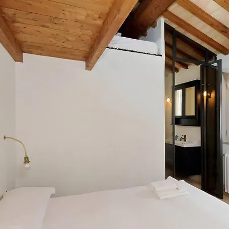 Pantheon Stylish Attic * Řím