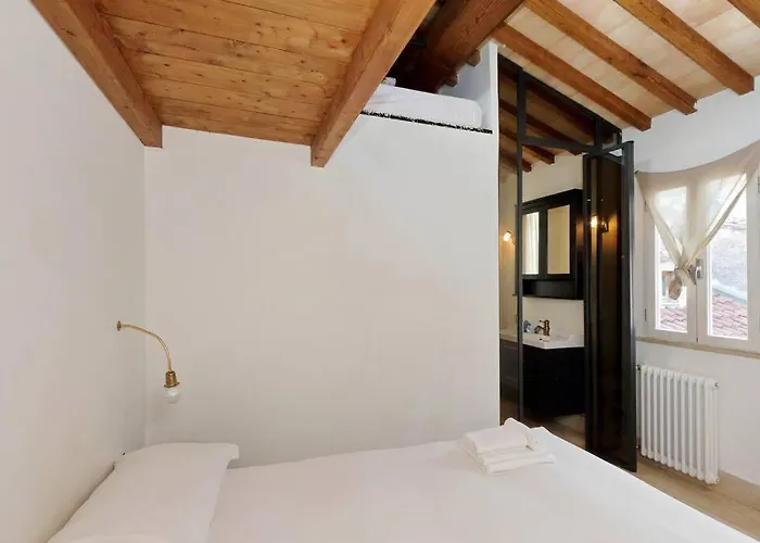 Pantheon Stylish Attic * Roma